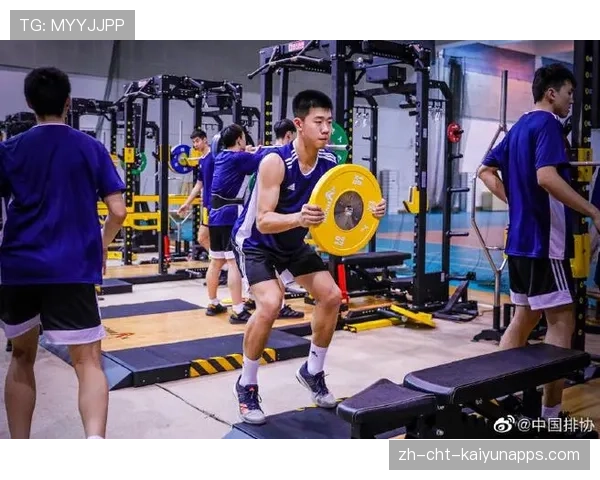 国家队加强青少年运动员专项战术训练 成效显著，青少年运动员体能训练